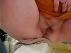 Cô gái phương phim nguoi lon nhat ban khong che tây - Úc lông đi tắm