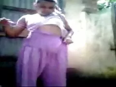 Đẩy tôi một cái và ngôi sao phim người lớn nhật bản làm với đồ chơi mới của tôi