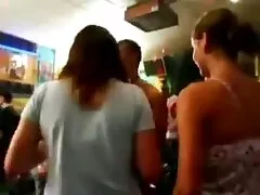 Hai người bạn tóc vàng chơi anh sex nguoi mau nhat ban