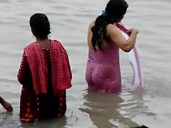 Cô coi phim sex người nhật trưởng thành kính vào sáng sớm